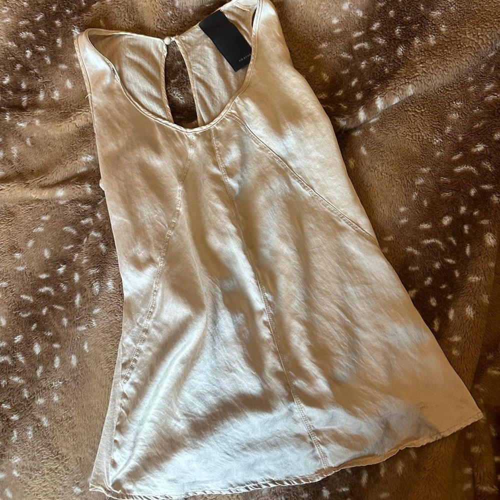 Chic Sleeveless Cream Tank Top